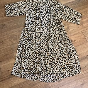 L&B LEOPARD KIMONO